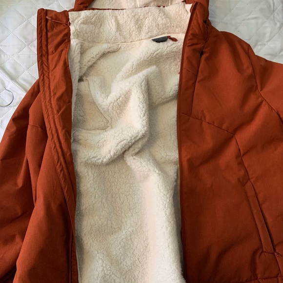 Champion Jacket - Picture 4 of 4